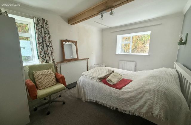 The Studio, Lakeside Cottage, Lough Gur, Bruff, Co. Limerick - Click to view photos