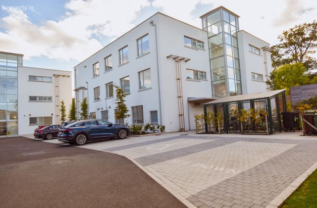 Apartment , The Cedar, Glensavage, Avoca Road, Stillorgan, Co. Dublin - Click to view photos