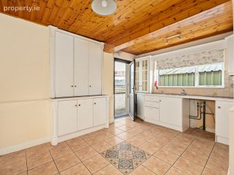 2052 Tullyville, Maddenstown, The Curragh, Co. Kildare - Image 5
