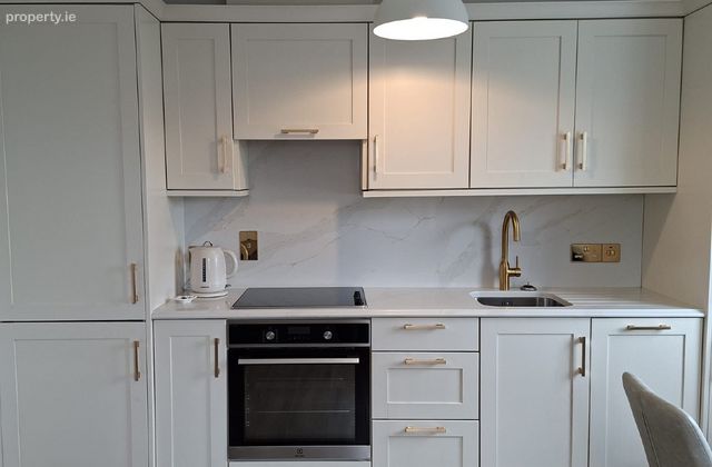 Apartment, Sixmilebridge, Co. Clare, Sixmilebridge, Co. Clare - Click to view photos