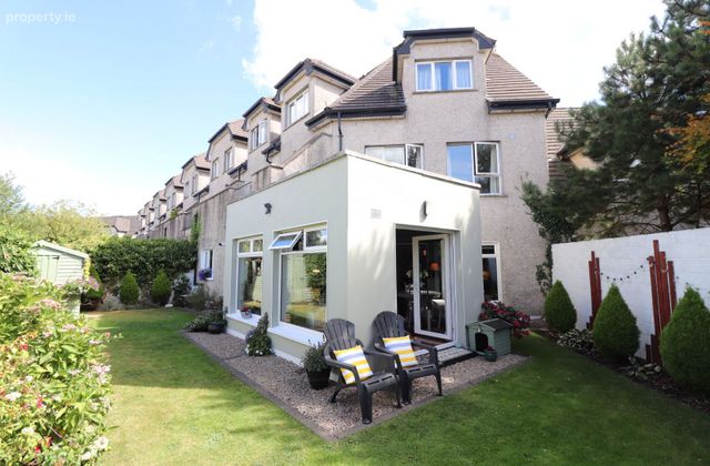 140 Oakleigh Wood, Dooradoyle, Dooradoyle, Co. Limerick - Click to view photos
