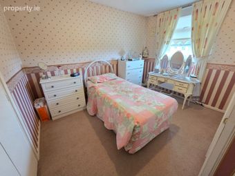 63 Shannon Banks, Corbally, Limerick, Westbury, Co. Clare - Image 5