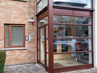 Apartment 32, Marlay House, Ballinteer, Dublin 16 - Image 3