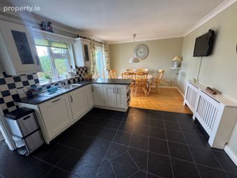 64 Hazelwood, Loughrea, Loughrea, Co. Galway - Image 5