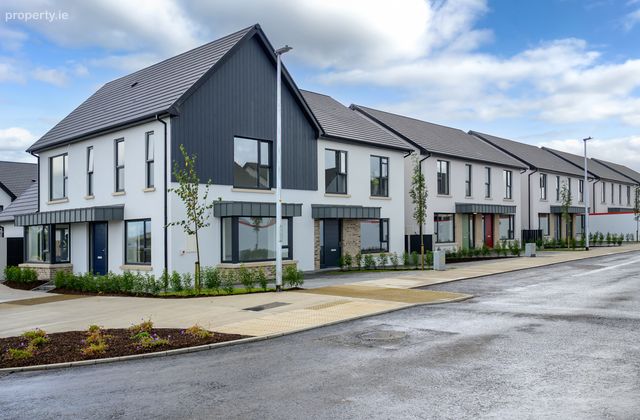 The Garnish, New Water Rock Road, Midleton, Co. Cork - Click to view photos