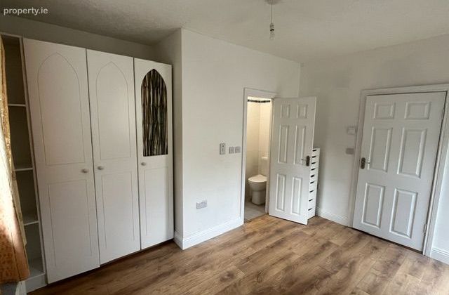 Tandy's Lane, Lucan,co. Dublin, Adamstown, Co. Dublin - Click to view photos