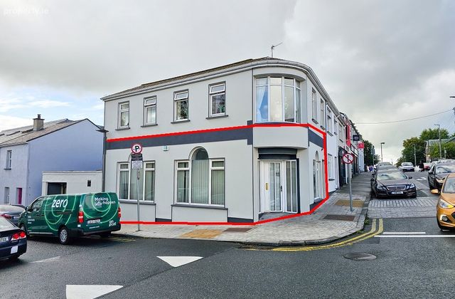 No 1 Upper Chapel Street, Castlebar, Co. Mayo - Click to view photos