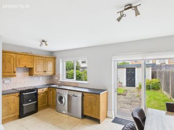 16 The Mews, Fairfield Park, Ballindud, Co. Waterford - Image 4