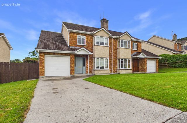 11 Castle Court, Waterford Road, Carrickbeg, Carrickbeg, Co. Tipperary - Click to view photos