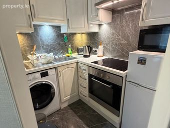 Apartment 95, Newmarket Square, Ward's Hill, Dubli, Christchurch, Dublin 8 - Image 3