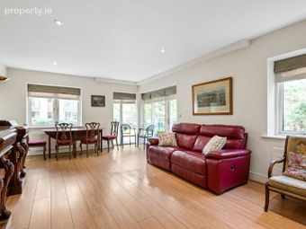 Apartment 3, Kelston Hall, Foxrock, Dublin 18 - Image 5