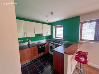2 Petitswood View, Dublin Road, Mullingar, Co. Westmeath - Image 5