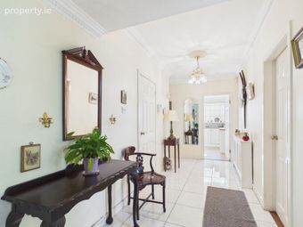 34 Pine Grove, Tramore, Tramore, Co. Waterford - Image 2