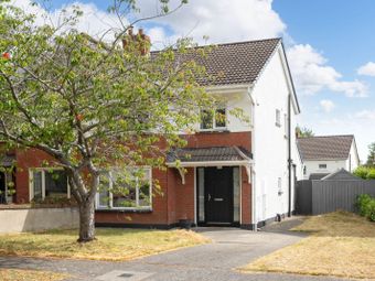 7 Glencairn Heath, The Gallops, Leopardstown, Dublin 18