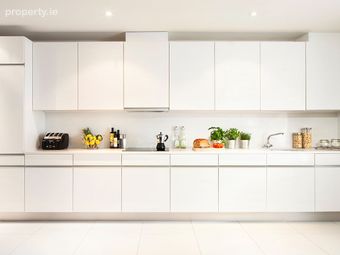 Apartment 50, Block 7, Grand Canal Square Residences, Grand Canal Dock, Dublin 2 - Image 2