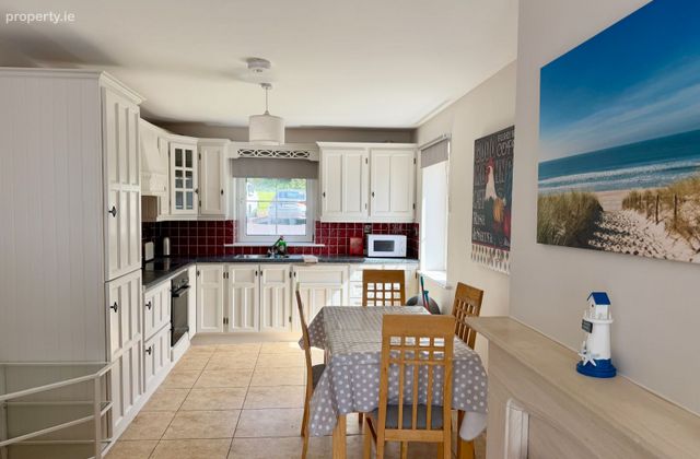 20 Sherry Cove Apartments, Courtmacsherry, Courtmacsherry, Co. Cork - Click to view photos