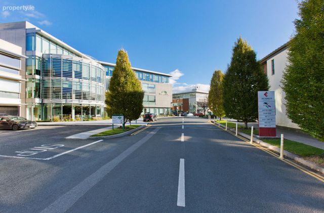 Arbourfield House, Dundrum Business Park, Dundrum Road, Dublin 14, D14 Wd60, Dundrum, Dublin 14 - Click to view photos