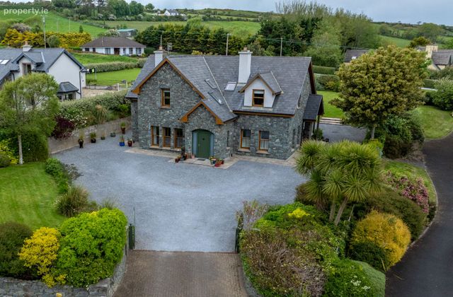 Knockanish West, The Spa, Tralee, Co. Kerry - Click to view photos
