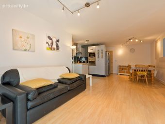 8 Rochfort House, Brennanstown, Cabinteely, Dublin 18, Brennanstown, Dublin 18 - Image 4