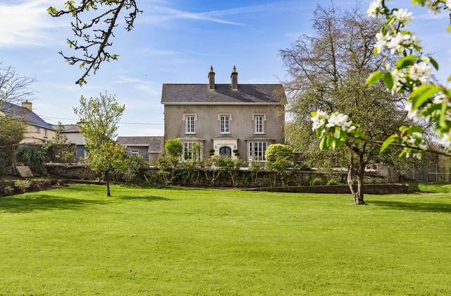 Avena House, Main Street, Ballisodare, Sligo, Co. Sligo, Ballisodare, Co. Sligo - Click to view photos
