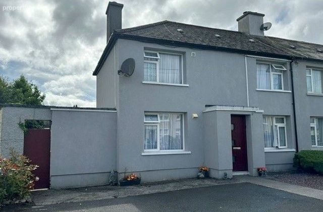 13 Sean Treacy Avenue, Thurles, Co. Tipperary - Click to view photos