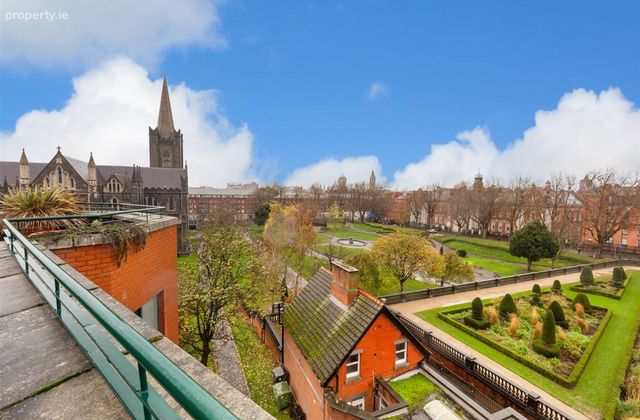 1 Bed Apt, 4th Floor, Cannon Court, Bride Street, Dublin 8, Christchurch, Dublin 8 - Click to view photos