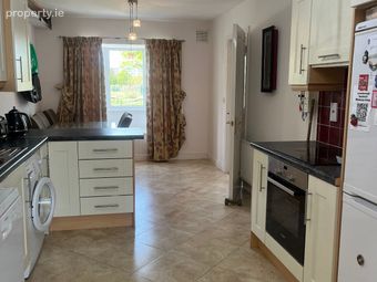 20 Lanesborough Court, Lanesborough Drive, Poppintree, Dublin 11 - Image 3