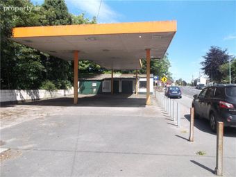 Garage & Forecourt, Main St, Mullinavat, Co. Kilkenny