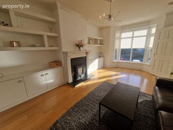 111 Ardkeale, Mount Oval Village, Rochestown, Co. Cork - Image 2