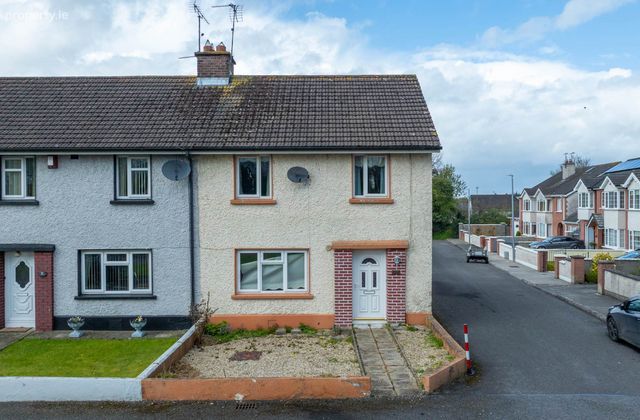12 Percy French Park, Ballyjamesduff, Co. Cavan, Ballyjamesduff, Co. Cavan - Click to view photos