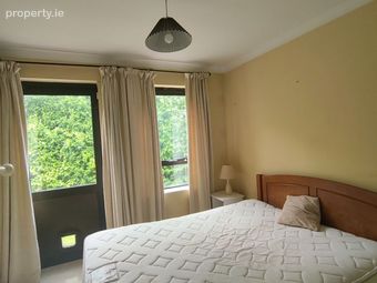 Simmonscourt Castle, Donnybrook, Dublin 4 - Image 2