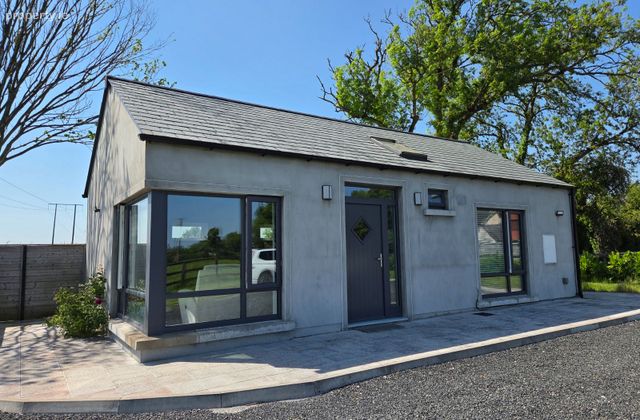The Well House, Kilnamoragh Stud, Kilnamoragh North, Donadea, Donadea, Co. Kildare - Click to view photos