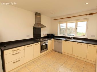 9 Hollow Way, Oakview Village, Tralee, Co.kerry, Tralee, Co. Kerry - Image 3