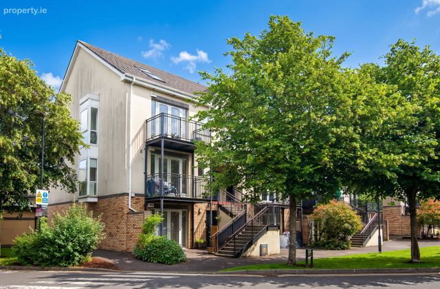34 Melville Drive, Finglas, Dublin 11 - Click to view photos