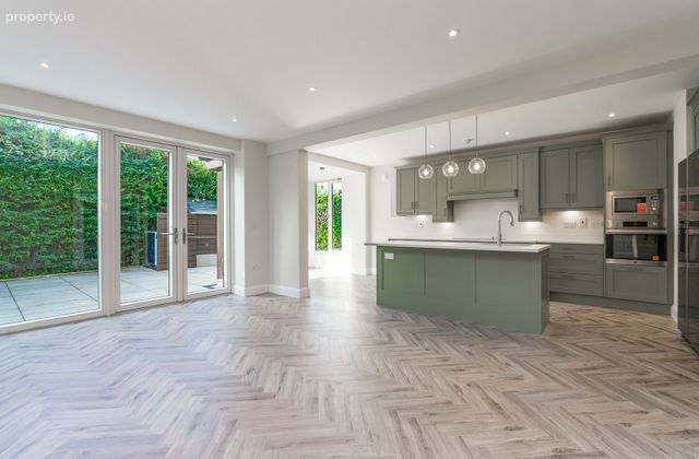 Merrion Village, Merrion Road, Merrion, Dublin 4 - Click to view photos