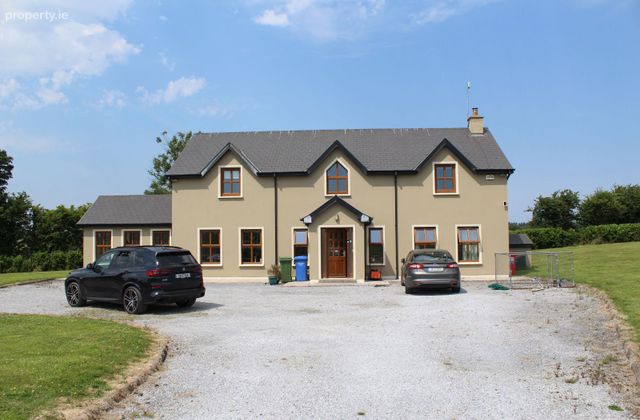 Gurranes, Innishannon, Waterfall, Co. Cork - Click to view photos