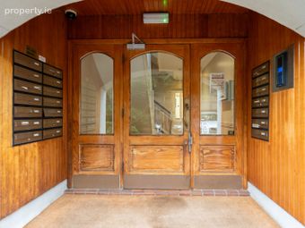 100 Shanagarry, Milltown Road, Dublin 6, Dublin 6 - Image 2