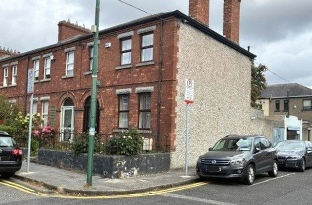 5 Great Western Avenue, Phibsborough, Dublin 7 - Click to view photos