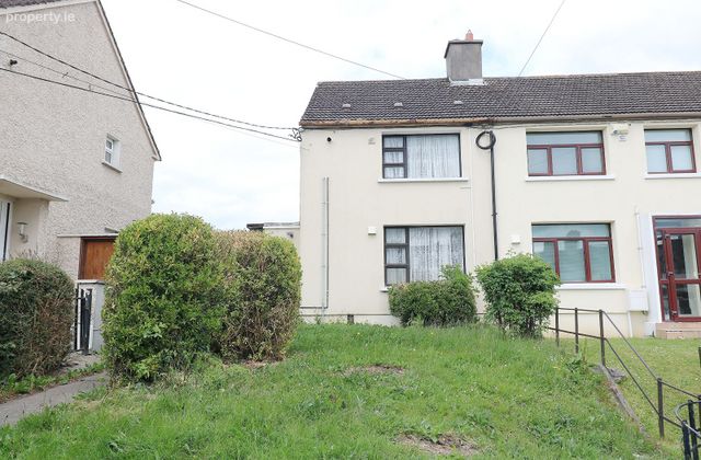 33 Abbotstown Drive, Dublin 11, Finglas, Dublin 11 - Click to view photos