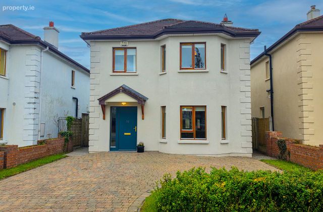 72 Abbeyville, Galway Road, Roscommon Town, Co. Roscommon - Click to view photos