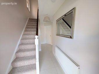 43 The Close, Drummin Village, Nenagh, Co Tipperary, Nenagh, Co. Tipperary - Image 2