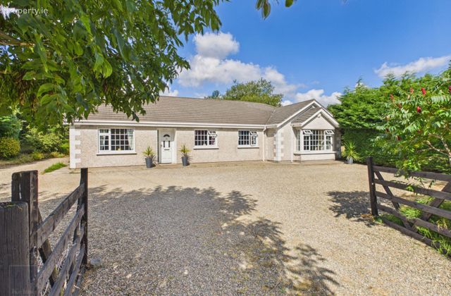 Reddina, Killurin, Co. Wexford - Click to view photos