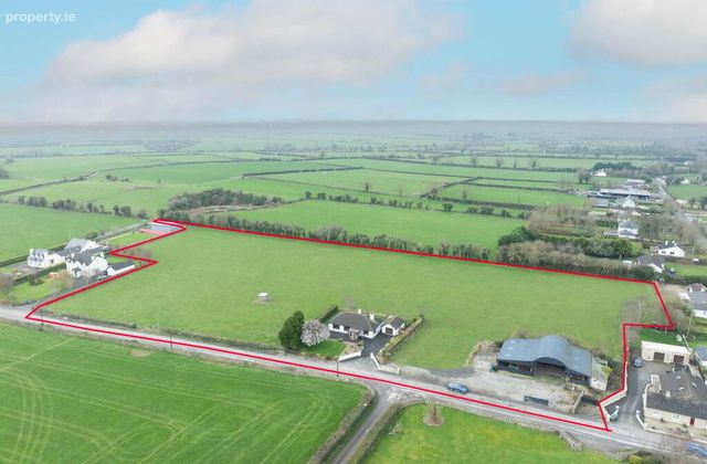 Castleroberts, Adare, Co. Limerick, Adare, Co. Limerick - Click to view photos