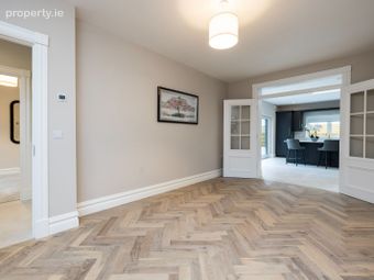 56 Griffith Avenue, Dublin 9, Marino, Dublin 3 - Image 4