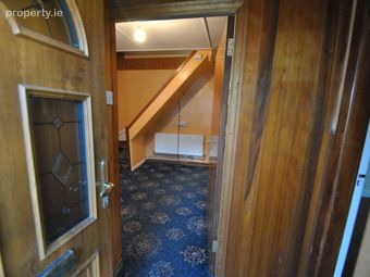 36 Railway View, Roscrea, Co Tipperary, Roscrea, Co. Tipperary - Image 2