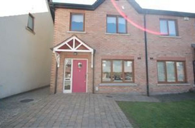 5 Ard Na S&iacute;, Lis Na Dara, Dundalk, Co. Louth - Click to view photos
