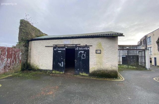 Ballalley Lane, Nenagh, Co. Tipperary, Nenagh, Co. Tipperary - Click to view photos