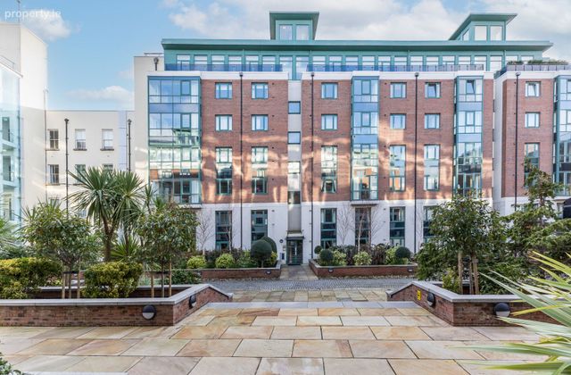 Adelaide Square, Whitefriar Street, Dublin 2 - Click to view photos