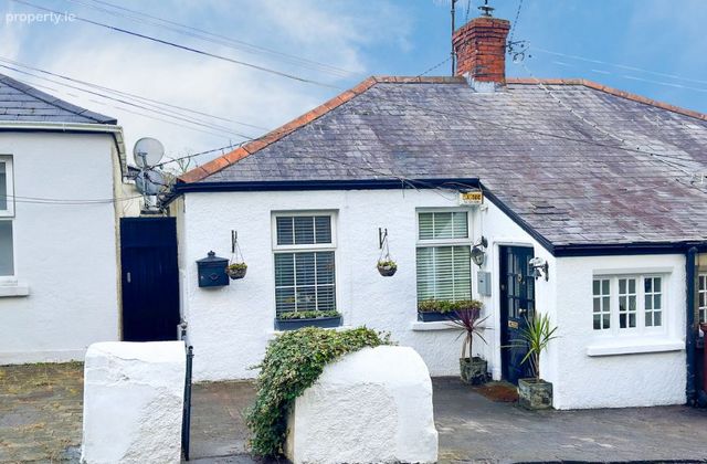 3 Hill Cottages, Killiney Hill Road, Killiney, Co. Dublin - Click to view photos
