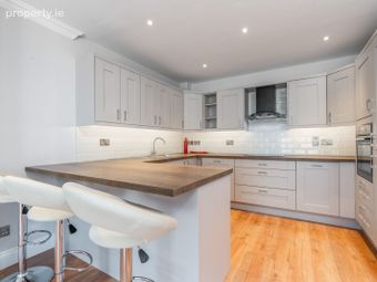 Apartment, The Sweepstakes, Ballsbridge Park, Sandymount, Dublin 4 - Image 4